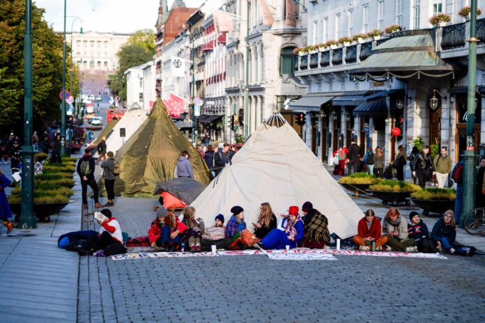 Vindselskapet må ut med «vesentlig økonomisk bidrag» til reindriftssamene
