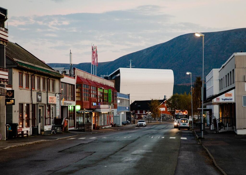 Ansatt døde på klassetur i Vesterålen