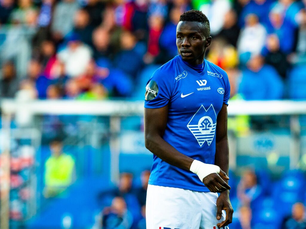 Babacar Sarr, Molde FK | Babacar Sarr internasjonalt etterlyst i voldtektssak i fem nye år