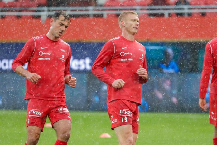 Fredrik Pallesen Knudsen reagerer på Sivert Heltne Nilsens Brann-exit