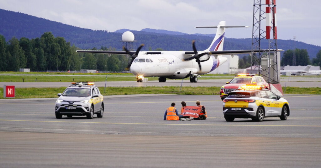 Aksjonerer på Oslo lufthavn