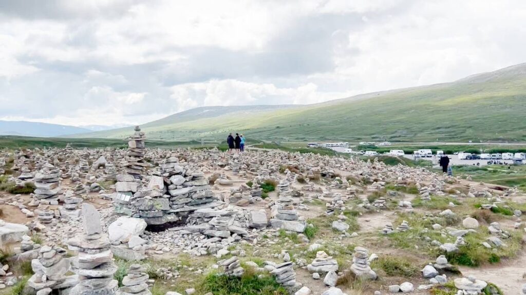 Polarsirkelsenteret på Saltfjellet. Vardebygging.